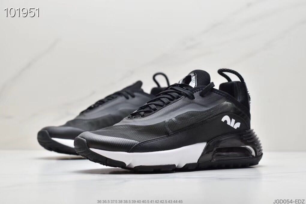 Women Nike Air Max Vapormax 2090 Flyknit Black White Shoes